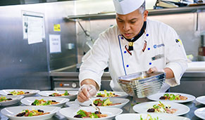Gastronomía en Azamara. CrucerosMediterraneo.com Gastronomía en Azamara. CrucerosMediterraneo.com
