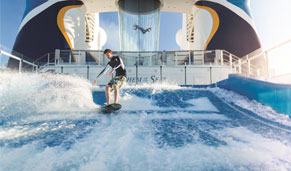 Simulador de Surf, FlowRider. CrucerosMediterraneo.com Simulador de Surf, FlowRider. CrucerosMediterraneo.com
