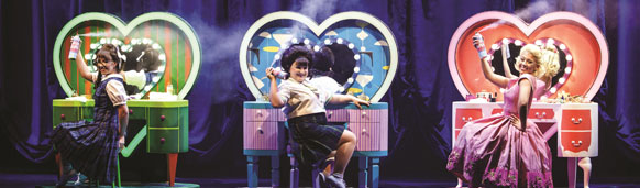 Espectáculo de Broadway, Hairspray. CrucerosMediterraneo.com Espectáculo de Broadway, Hairspray. CrucerosMediterraneo.com