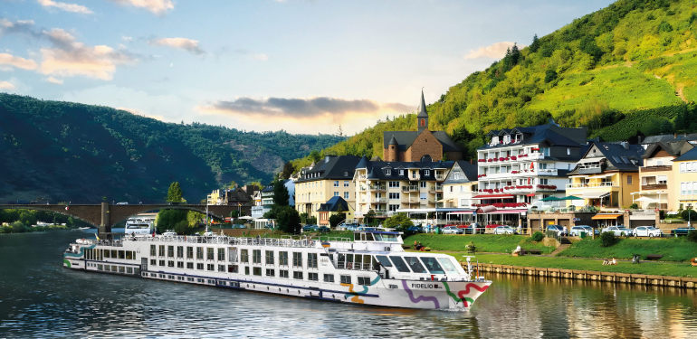 Cruceros Crucemundo. SoloCruceros.com