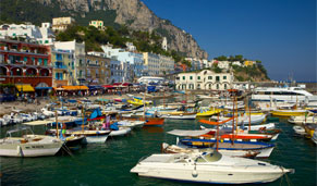 Isla de Capri, Nápoles. CrucerosMediterraneo.com Isla de Capri, Nápoles. CrucerosMediterraneo.com