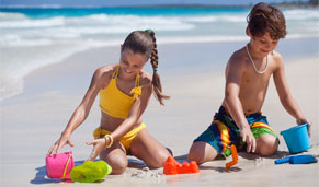 Vacaciones por el Mediterráneo igual a sol, playa y mucha diversión. CrucerosMediterraneo.com Vacaciones por el Mediterráneo igual a sol, playa y mucha diversión. CrucerosMediterraneo.com