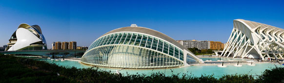 Valencia, ciudad de las artes y las ciencias. CrucerosMediterraneo.com Valencia, ciudad de las artes y las ciencias. CrucerosMediterraneo.com
