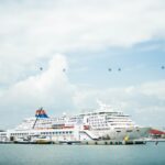 como flotan los barcos de crucero