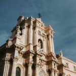 cruceros-con-parada-en-siracusa-sicilia-clasica-al-borde-del-mar