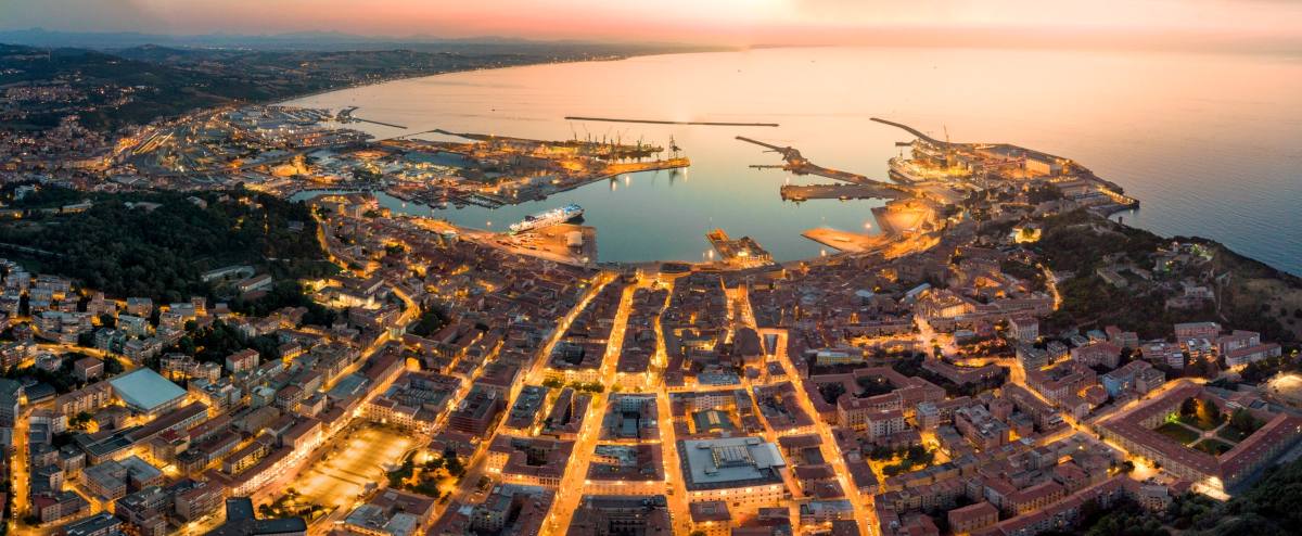 que-hacer-en-ancona-durante-una-parada-de-crucero-por-el-adriatico (1)